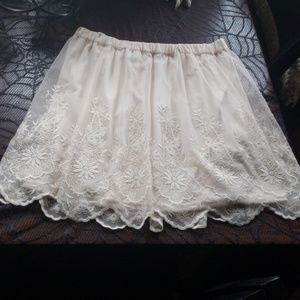 Women's Beige Embroidered Skirt DIVIDED by H&M 10